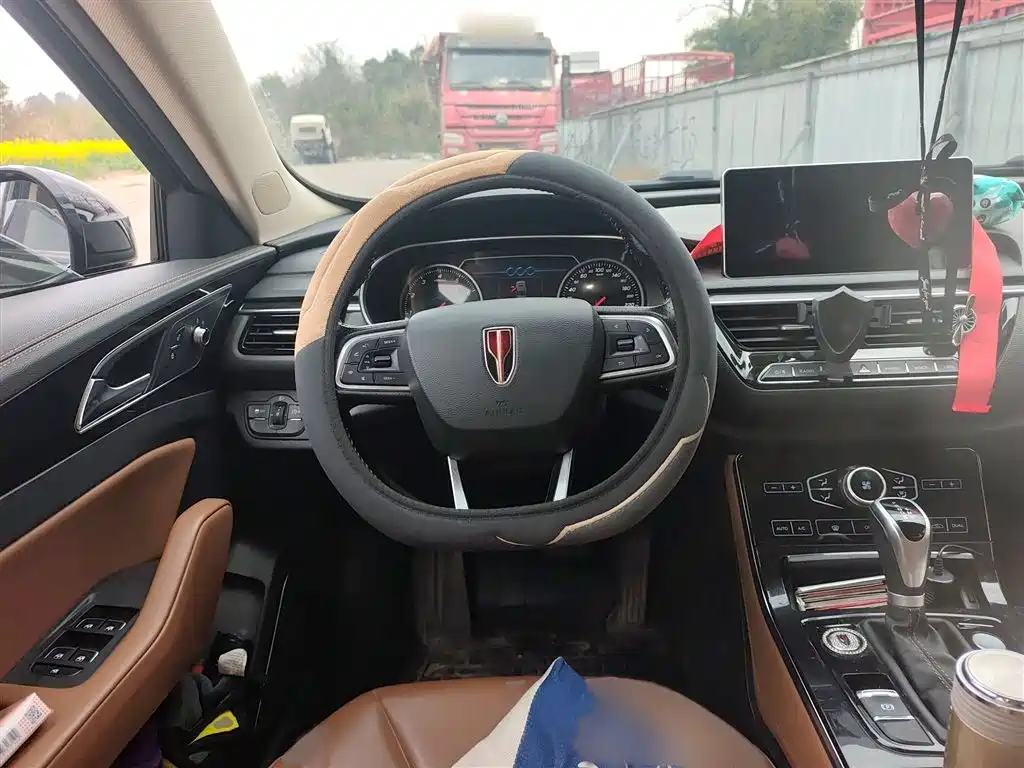Hongqi H5 2019 30TD
