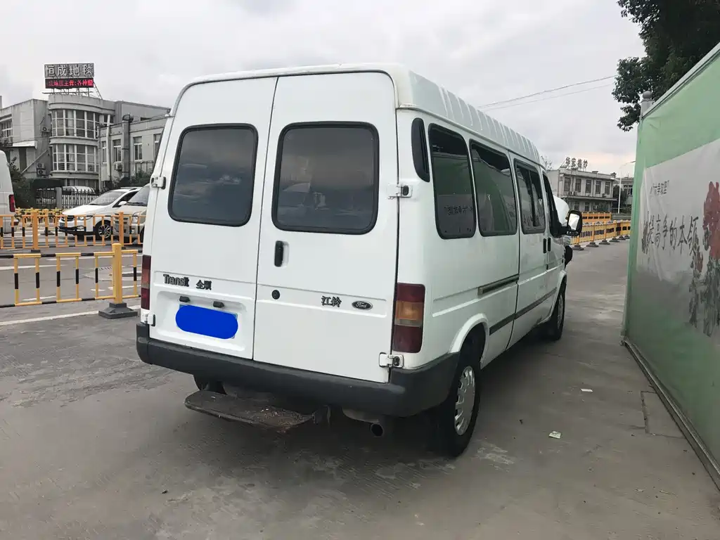 Ford Transit Classic — миниатюра 4