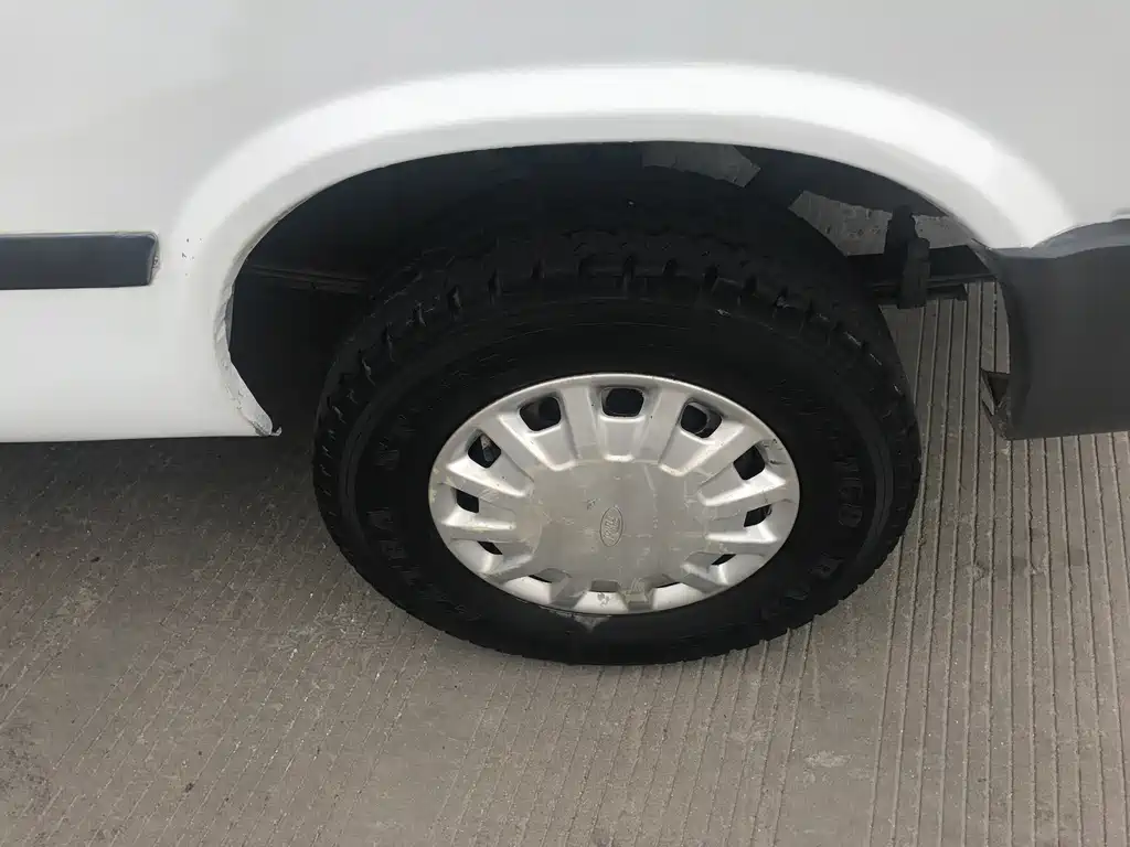 Ford Transit Classic — миниатюра 14