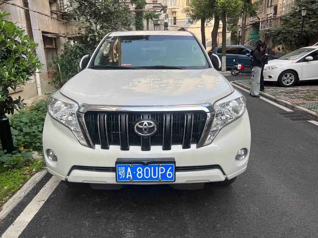 Toyota Prado — миниатюра 2