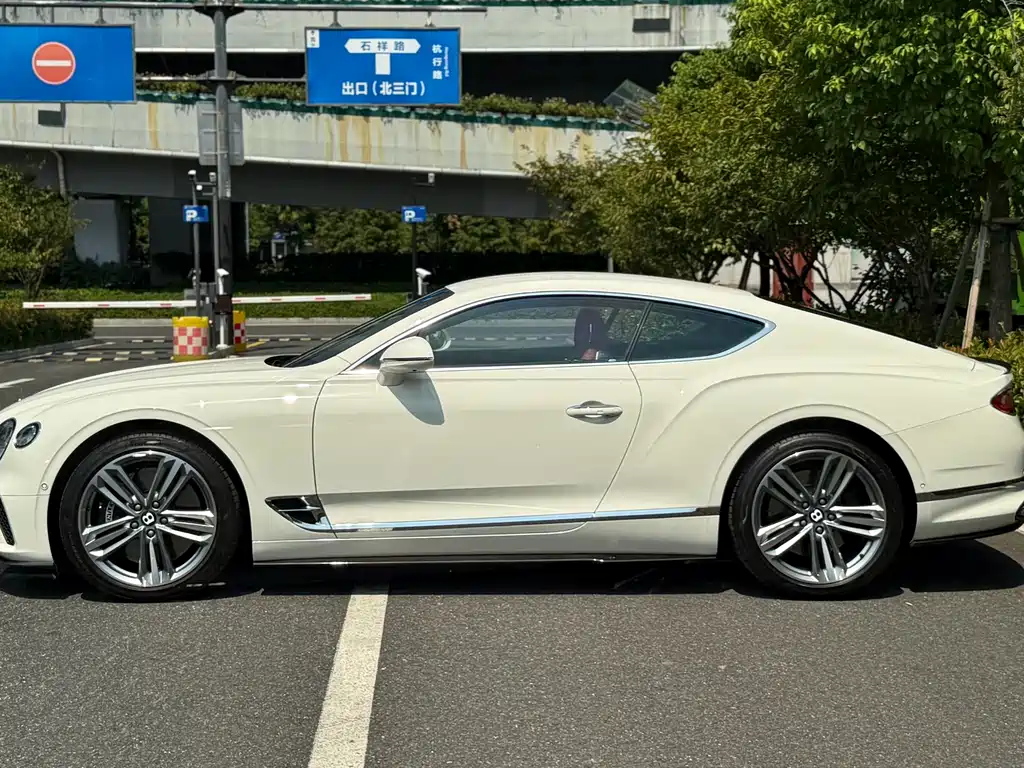 Bentley Continental — миниатюра 5
