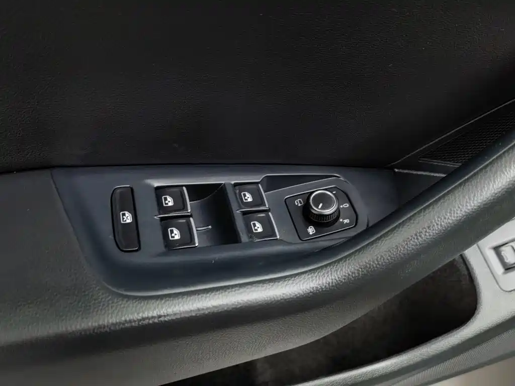 Volkswagen Magotan — миниатюра 9