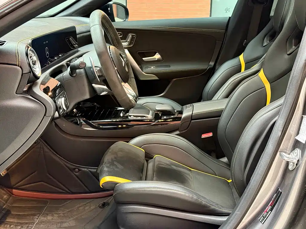 Mercedes-Benz CLA AMG — миниатюра 8