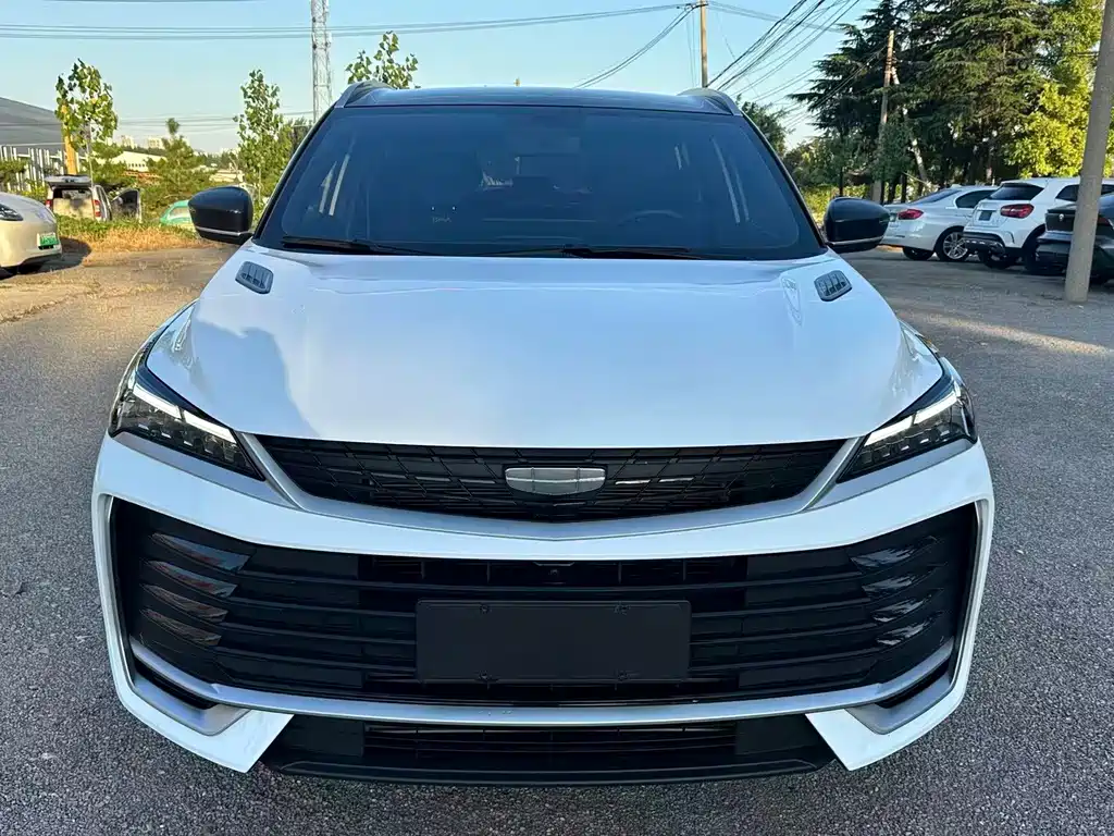 Geely Binyue - фото 2