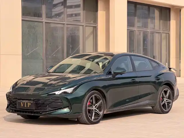 2025 MG MG7