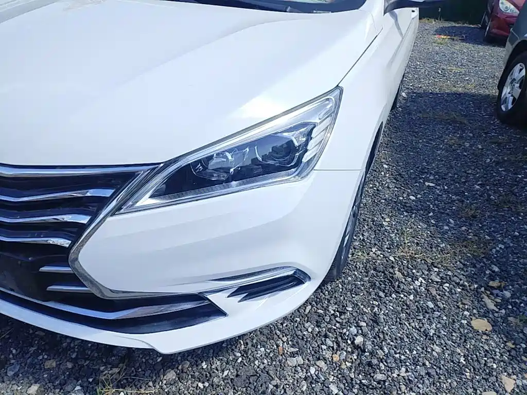 Changan Eado DT — миниатюра 24