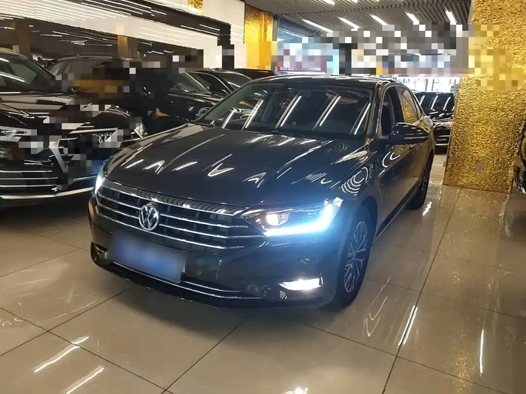 Volkswagen Sagitar 2020