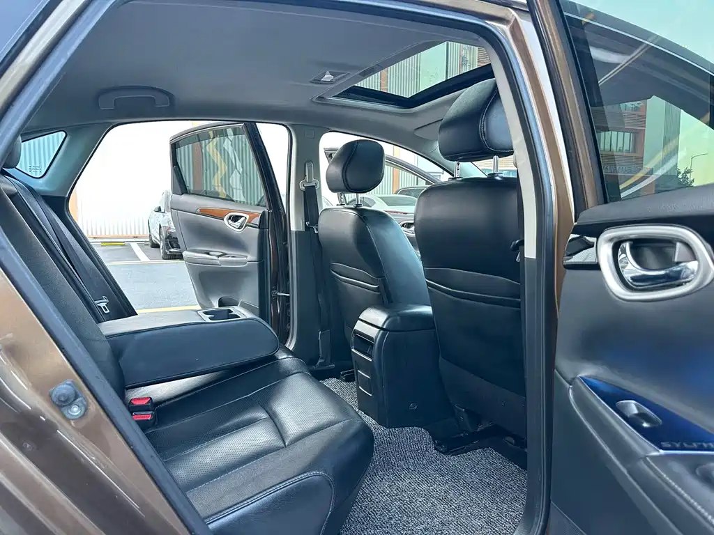 Nissan Sylphy — миниатюра 11