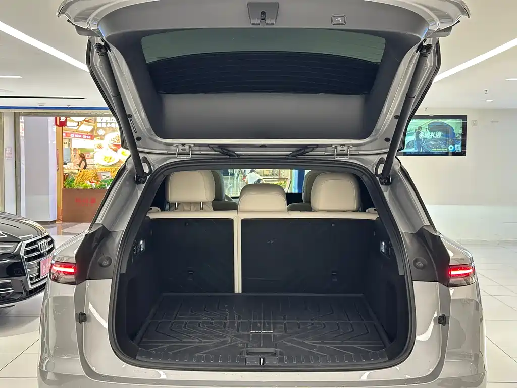 Li Auto i6 2025 Standard
