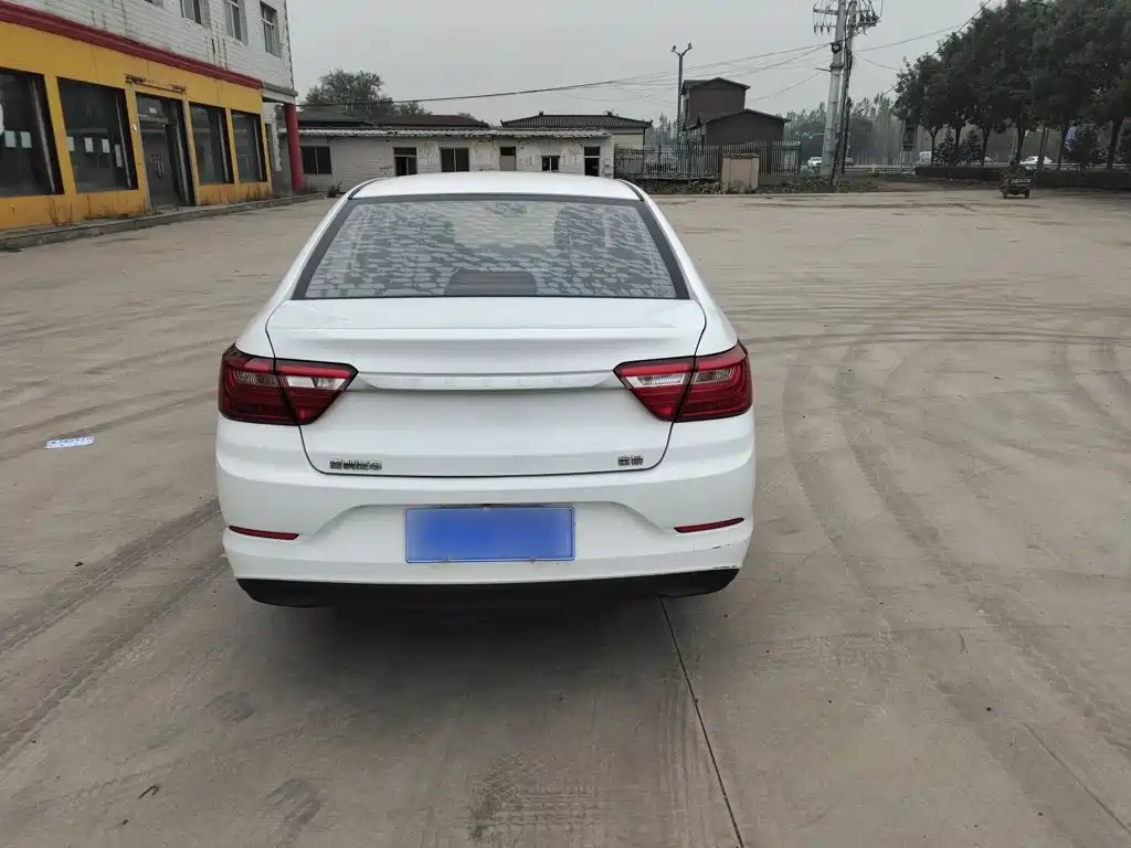 Geely Vision — миниатюра 6
