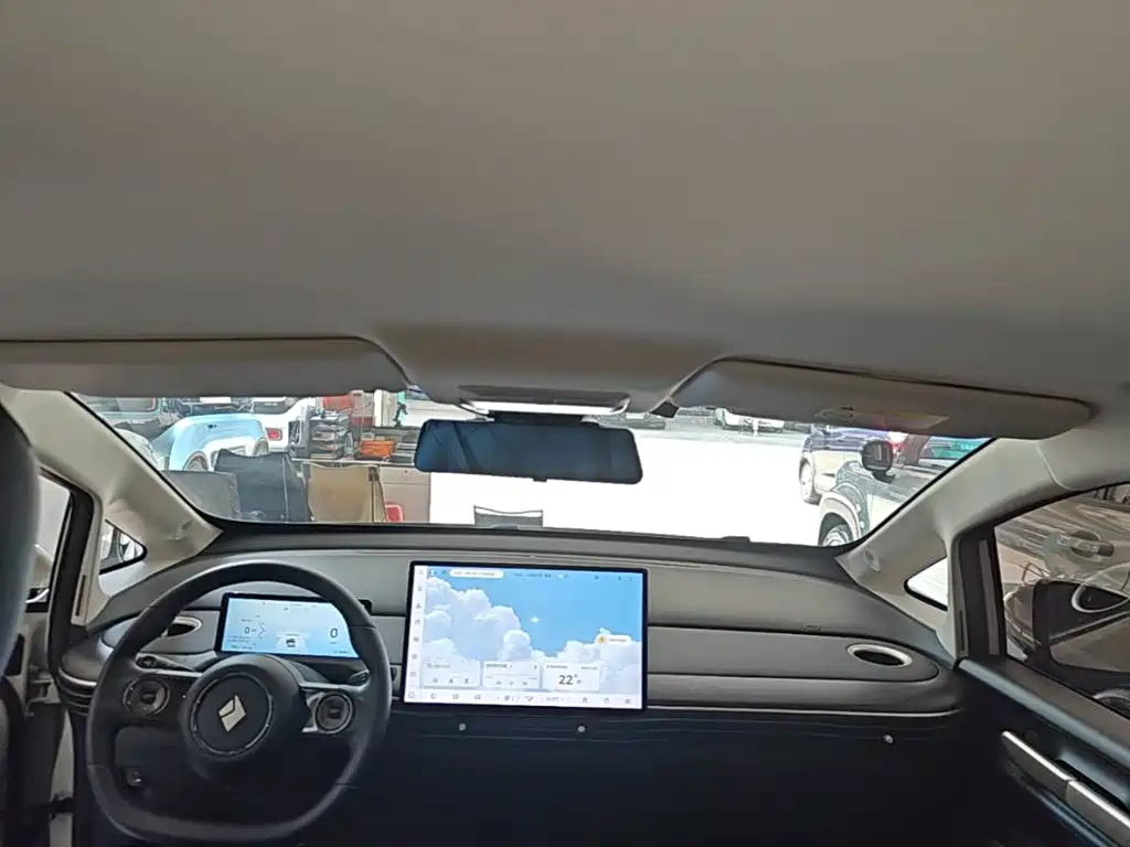 Baojun Yunduo — миниатюра 18