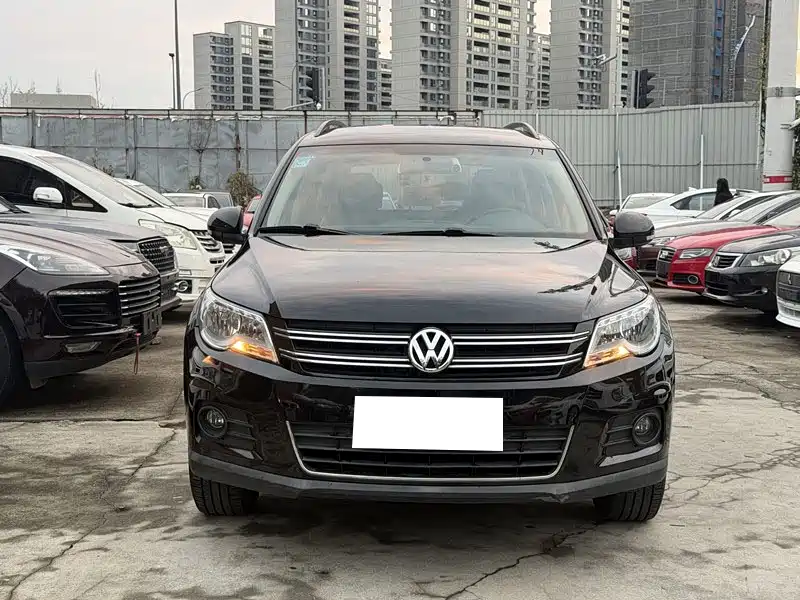Volkswagen Tiguan — миниатюра 2