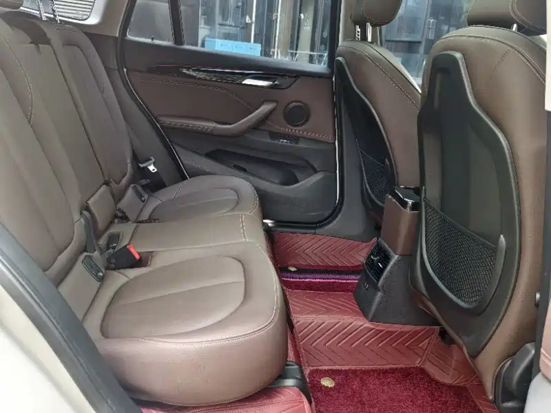 BMW X1 — миниатюра 7