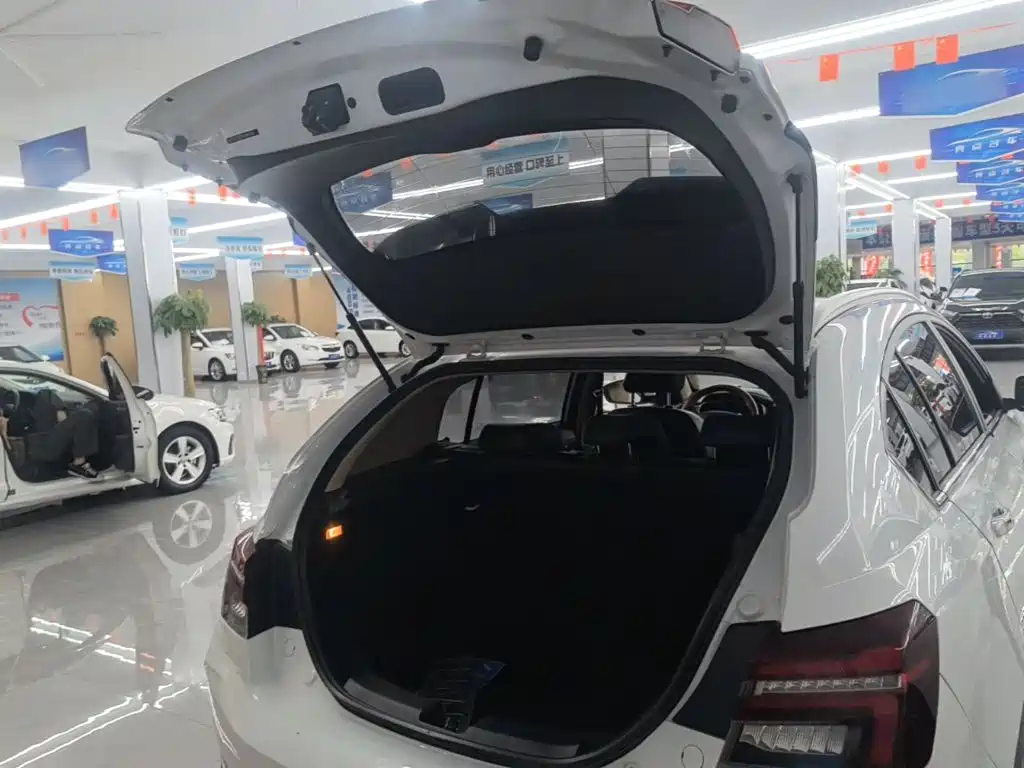 Geely Vision S1 — миниатюра 19
