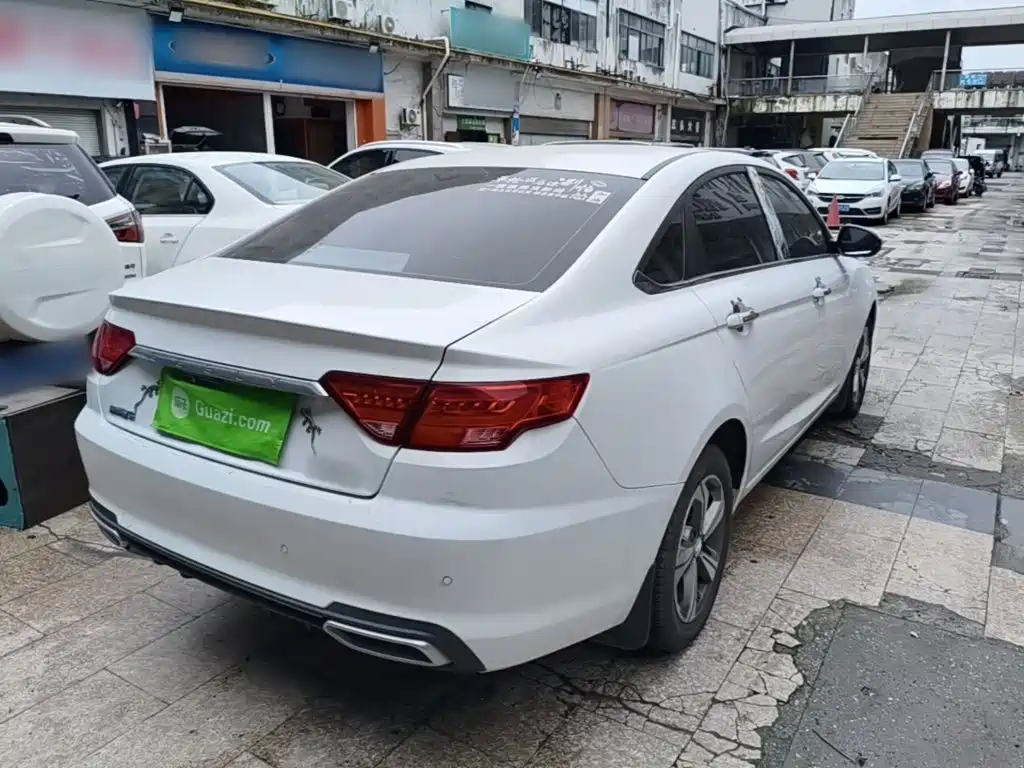 Geely Emgrand GL — миниатюра 7