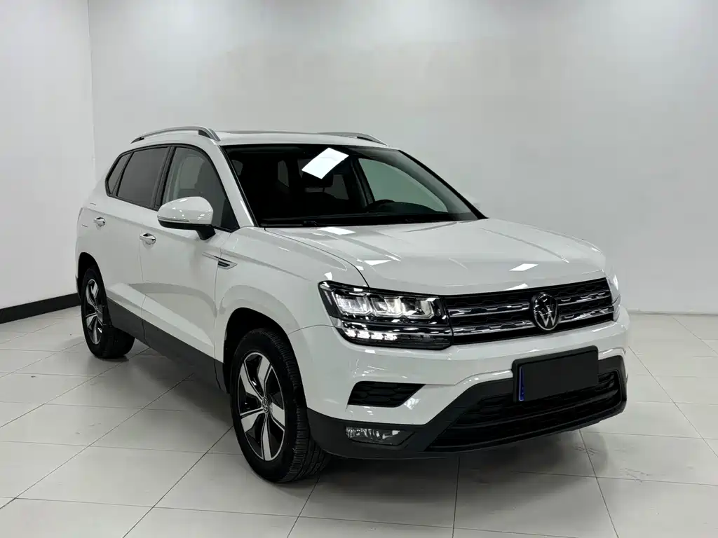 Volkswagen Tharu — миниатюра 3