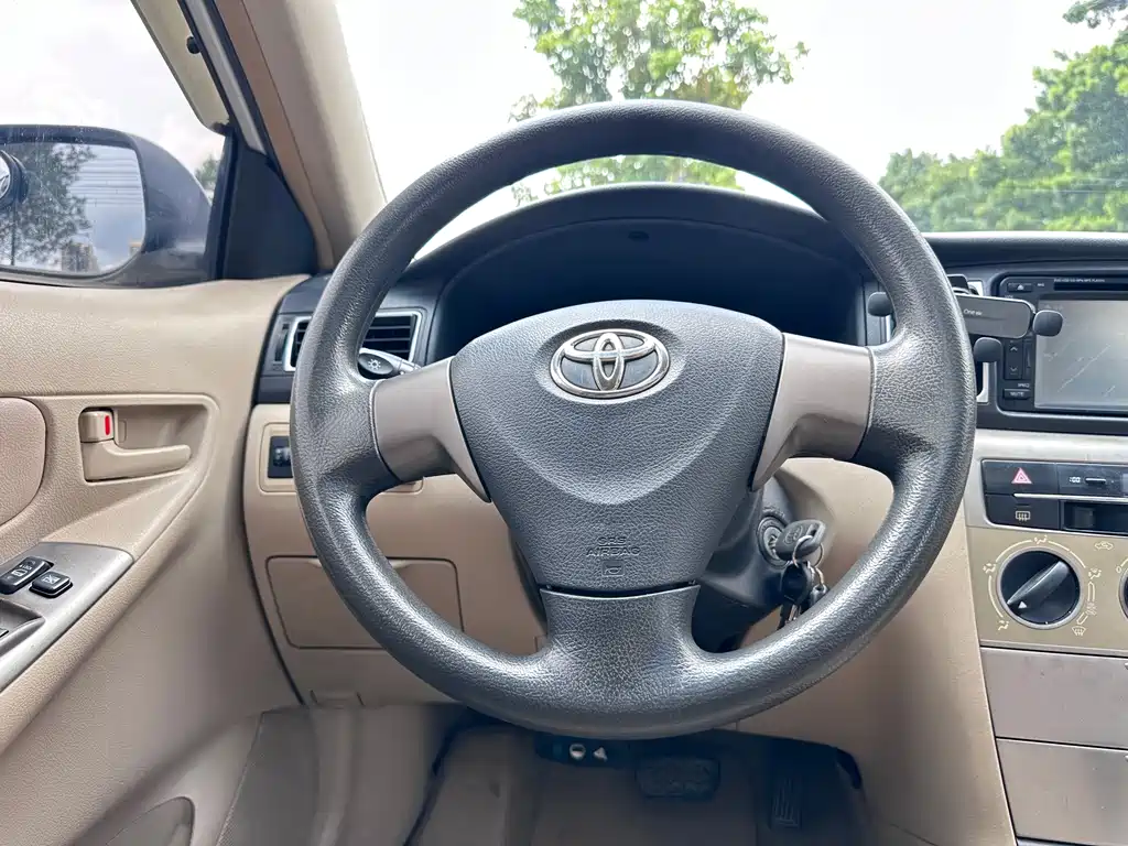 Toyota Corolla — миниатюра 14