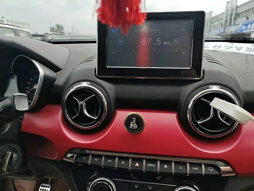 BAIC Senova X35 — миниатюра 13