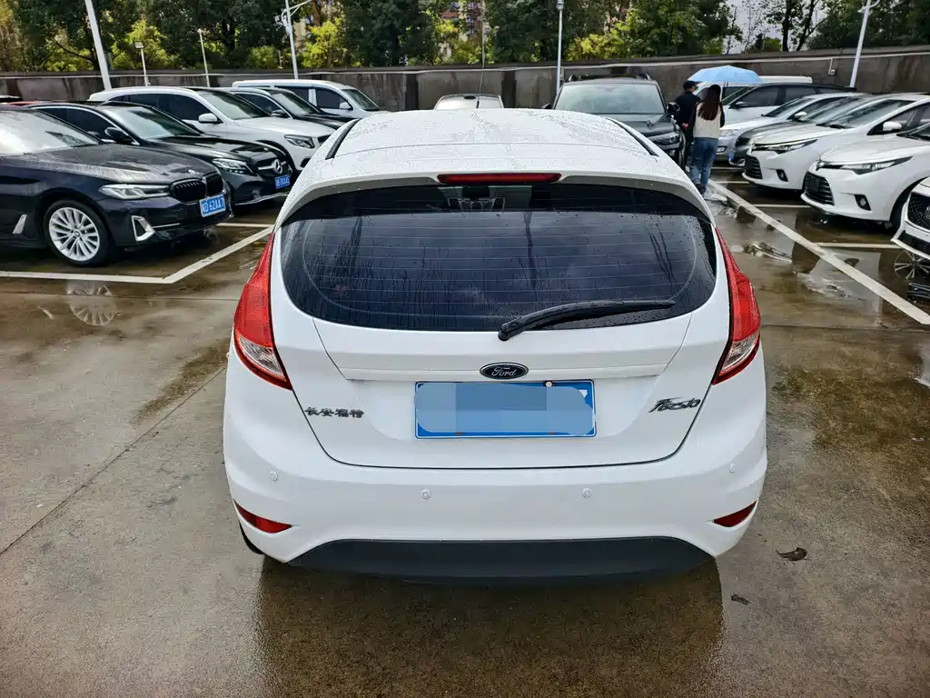 Ford Fiesta — миниатюра 5