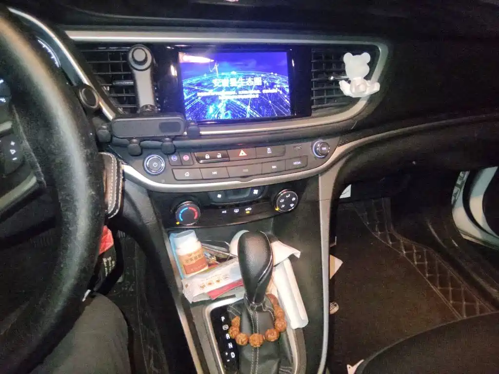 Buick Excelle — миниатюра 14