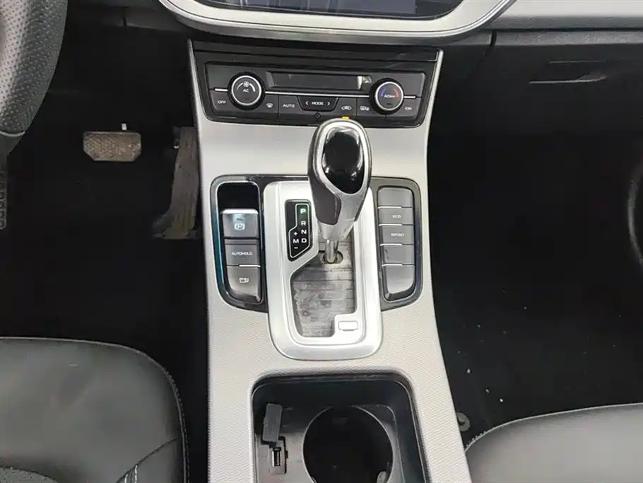 GEELY AUTOMOBILE EMGRAND GL