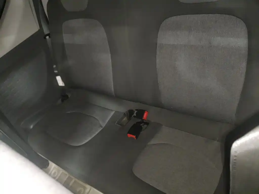 Wuling MINIEV — миниатюра 20