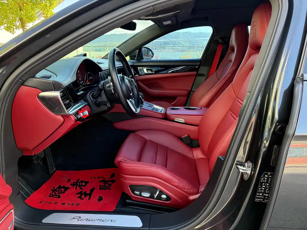 Porsche Panamera — миниатюра 4