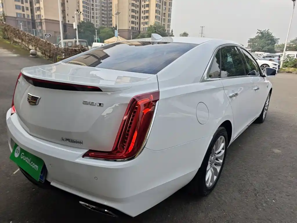 Cadillac XTS — миниатюра 7