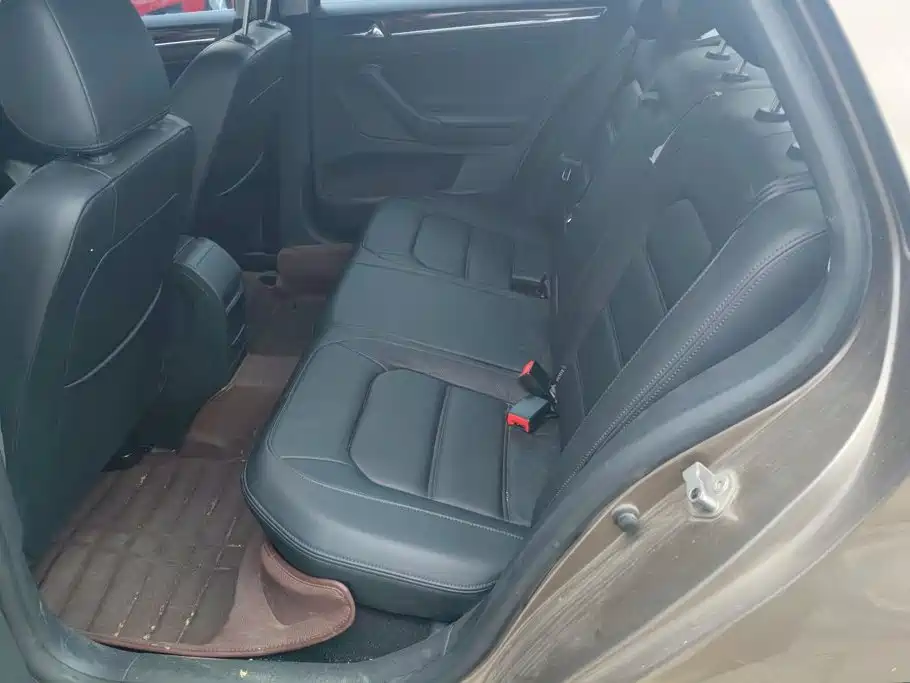 Volkswagen Bora — миниатюра 11
