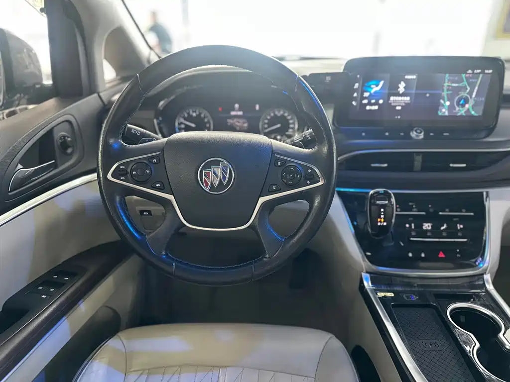 Buick GL8 — миниатюра 11