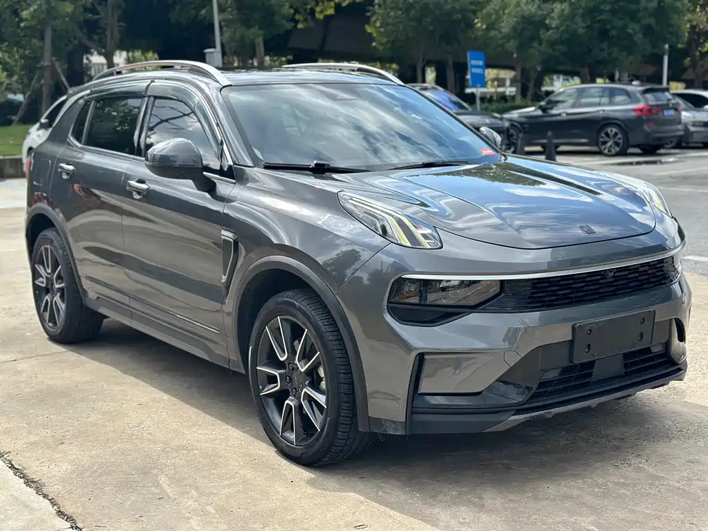 Lynk & Co 01 — миниатюра 3