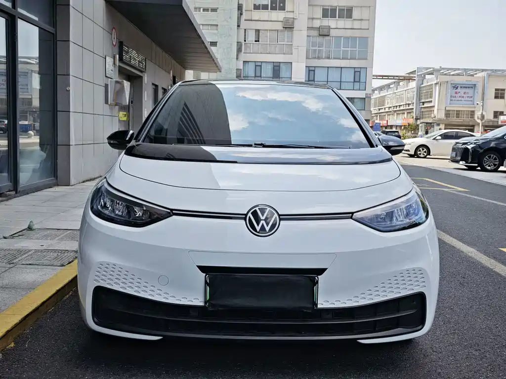 Volkswagen ID.3 — миниатюра 2