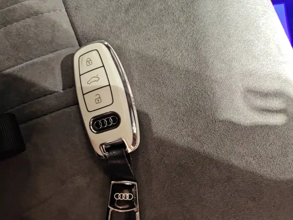 Audi A6L — миниатюра 13