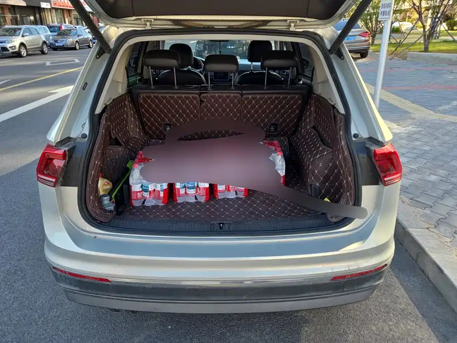 Volkswagen Tiguan L — миниатюра 4
