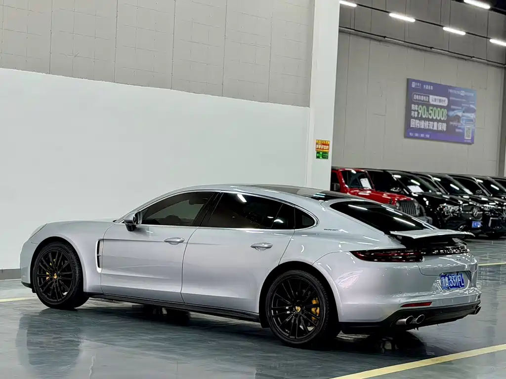 Porsche Panamera — миниатюра 9