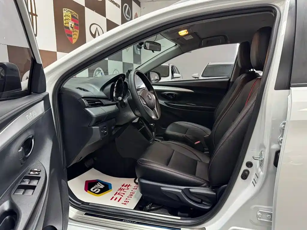 Toyota Yaris L — миниатюра 7