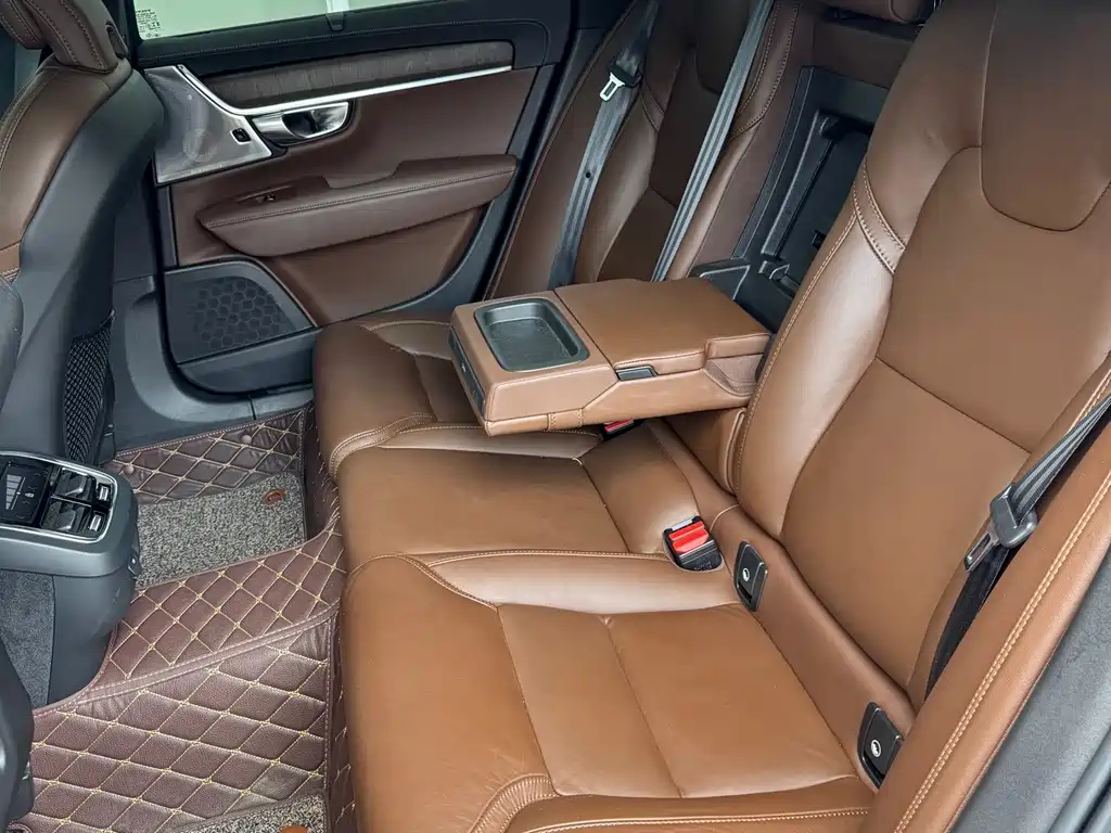 Volvo V90 — миниатюра 14