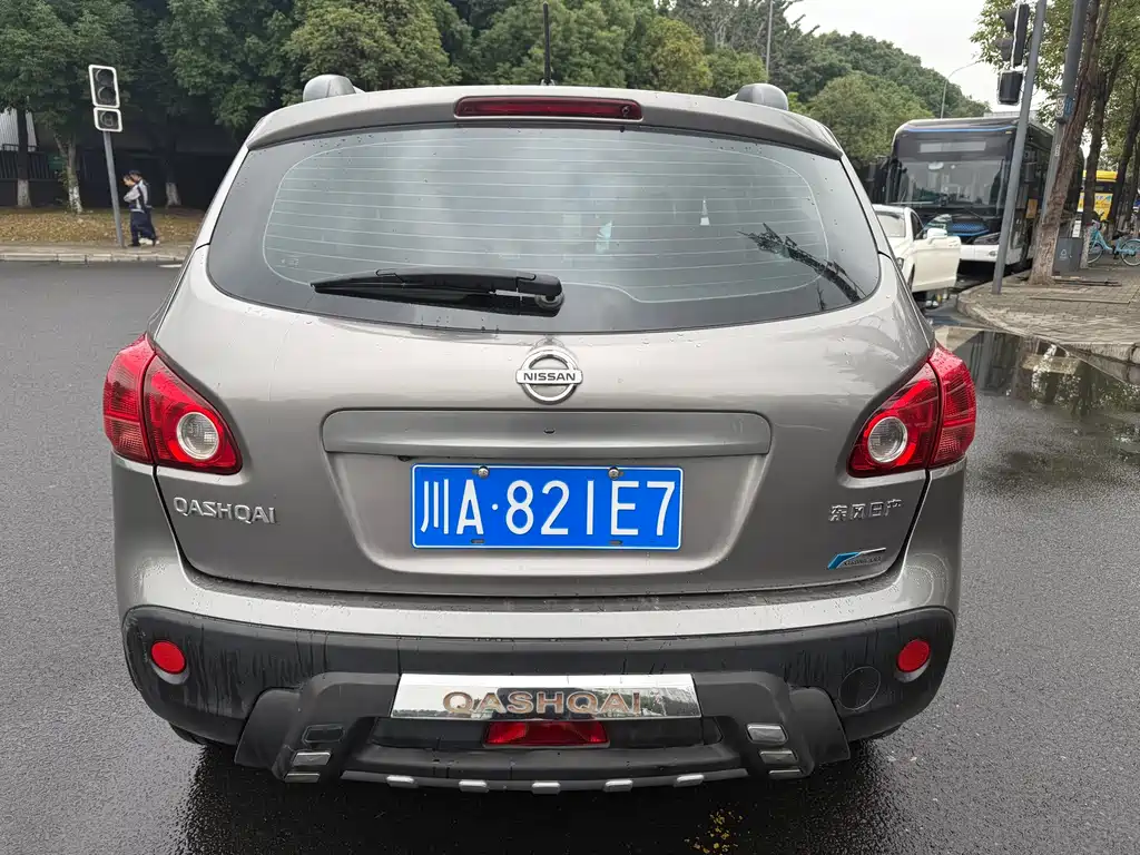 Nissan Qashqai — миниатюра 5