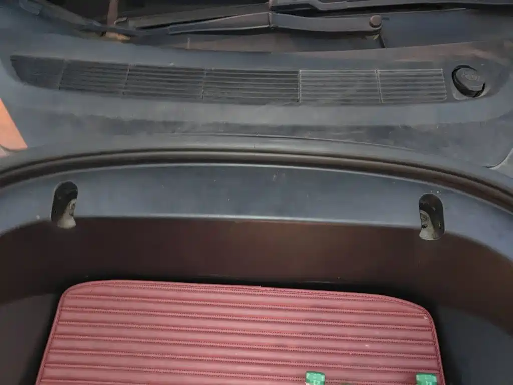 Tesla Model 3 — миниатюра 21