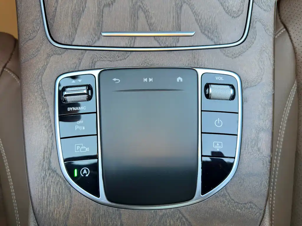 Mercedes-Benz E-Class — миниатюра 22