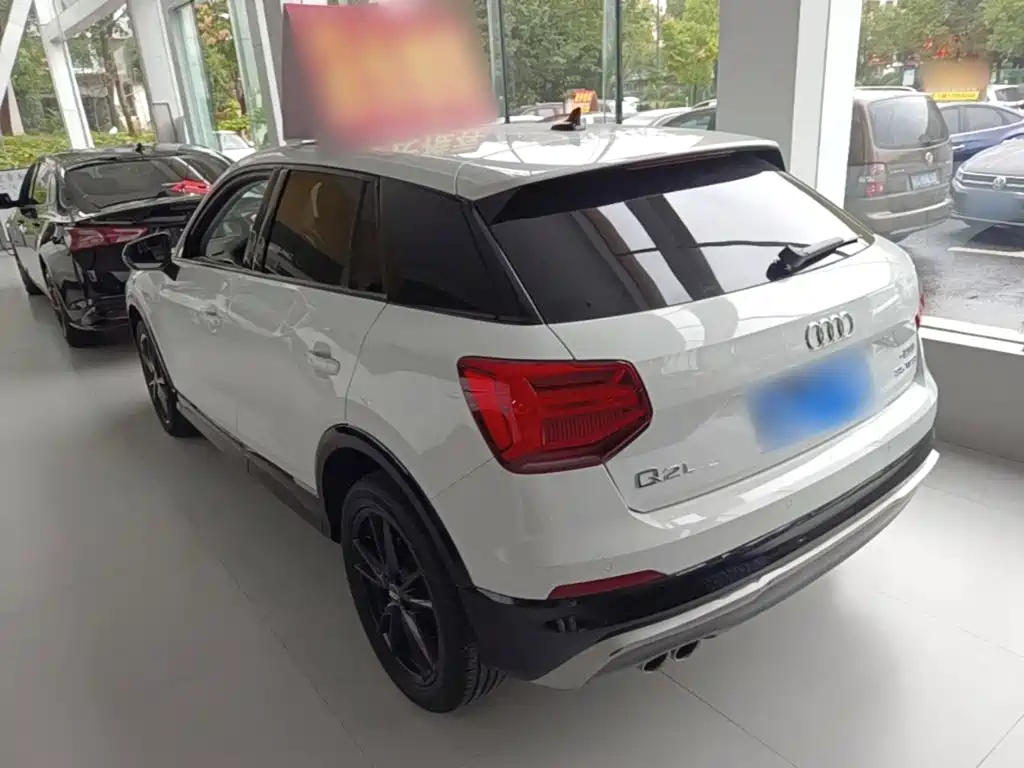 Audi Q2L — миниатюра 5
