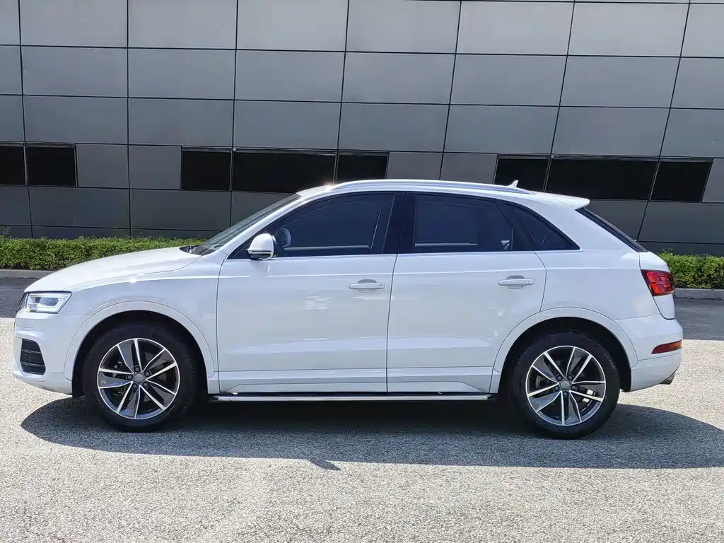Audi Q3 — миниатюра 4