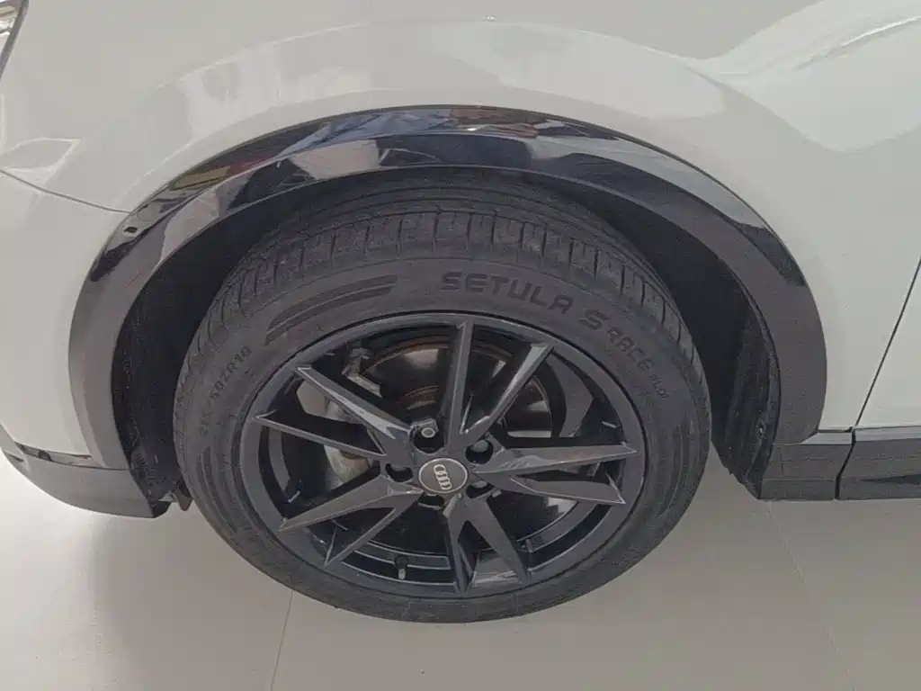 Audi Q2L — миниатюра 23