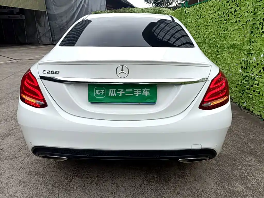 Mercedes-Benz C-Class — миниатюра 6