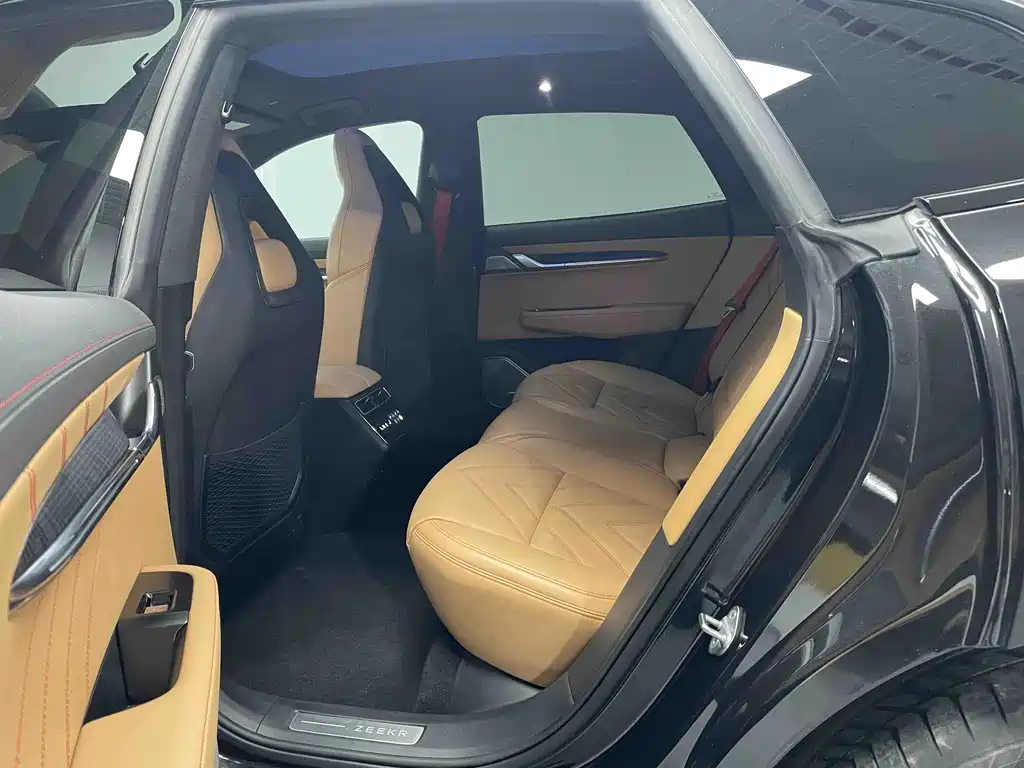 ZEEKR EXTREME KRYPTON 001