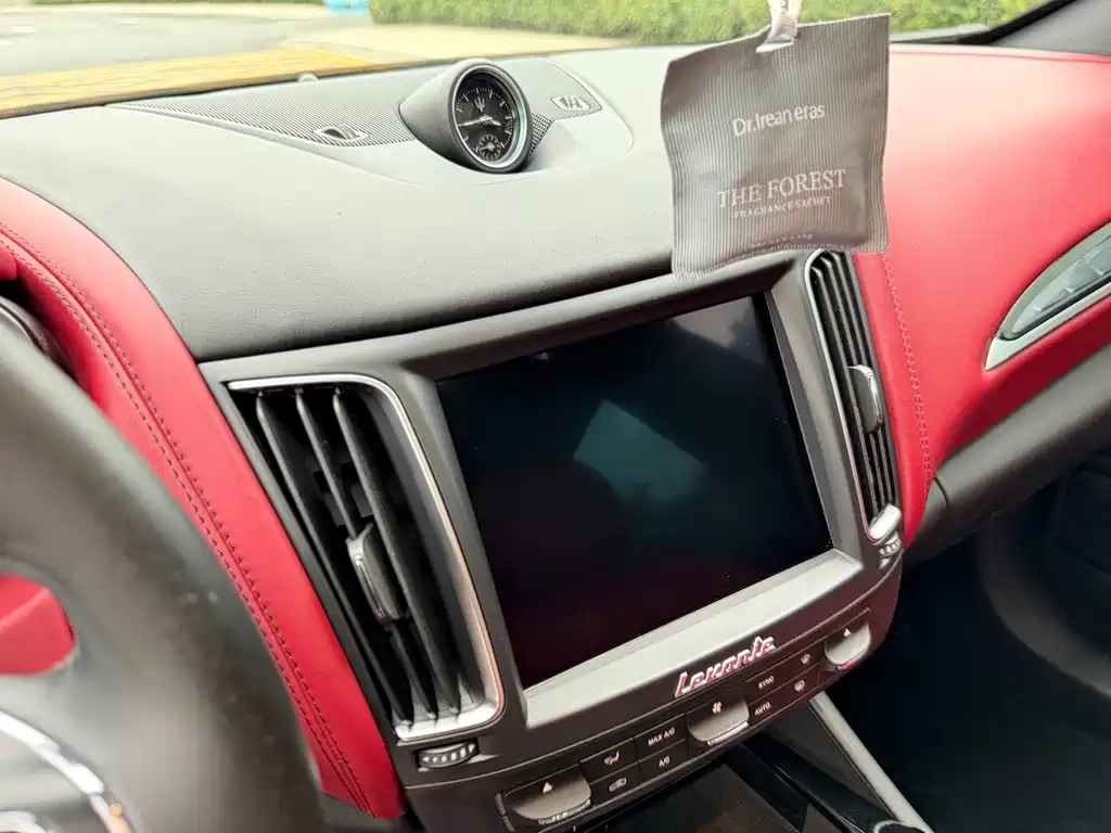 Maserati Levante — миниатюра 11