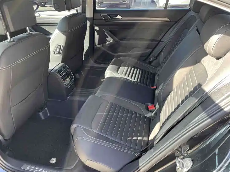 Volkswagen Magotan 2020 330TSI DSG Lead