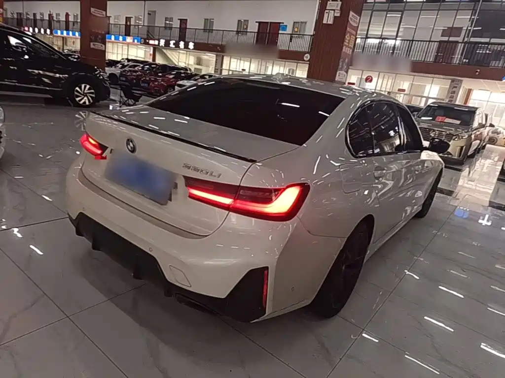 BMW 3 Series — миниатюра 7