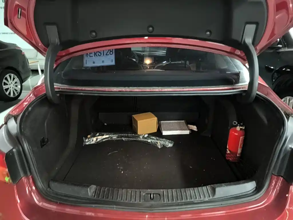 Buick Verano — миниатюра 19