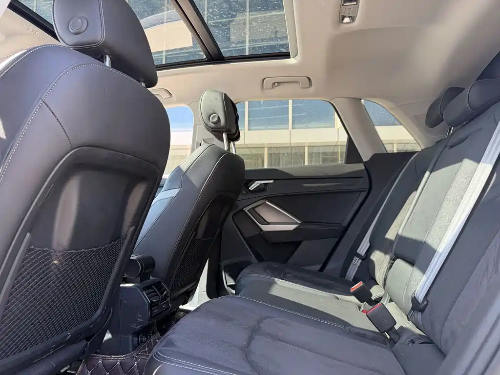 Audi Q3 — миниатюра 10
